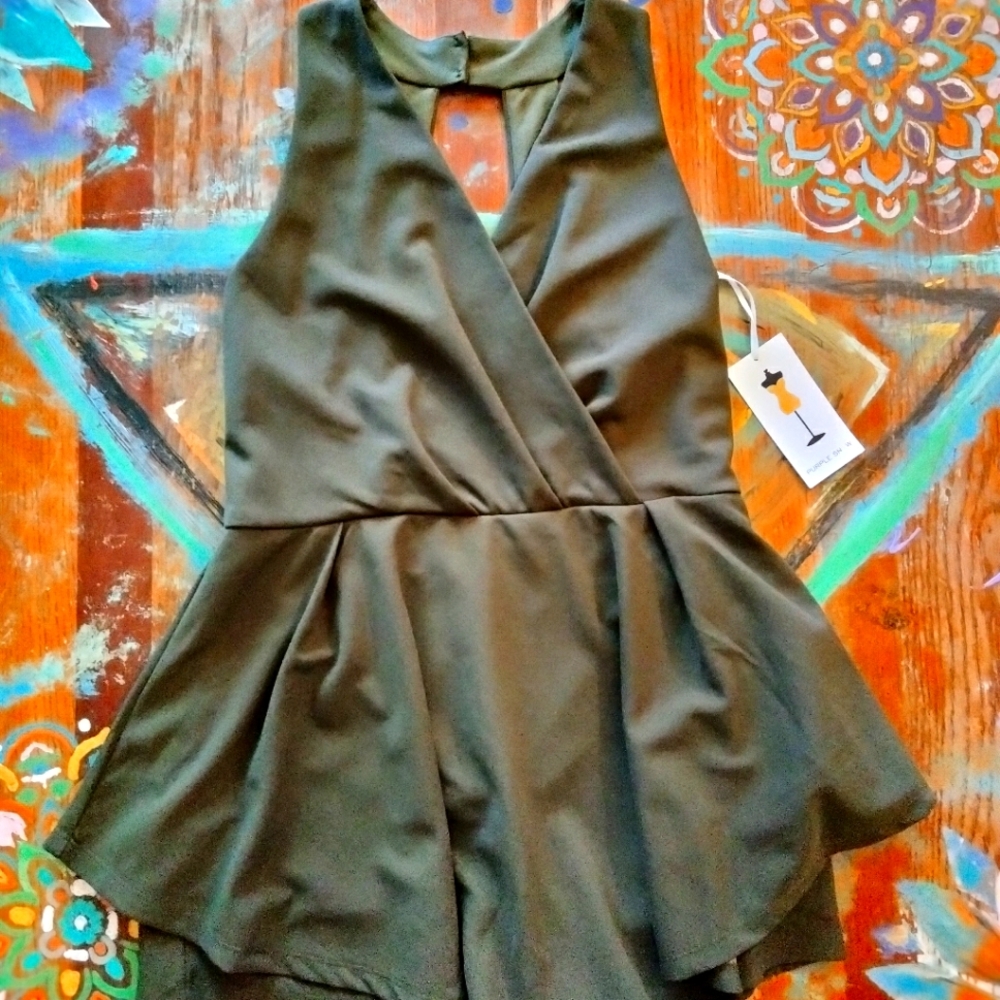 NWT super cute romper